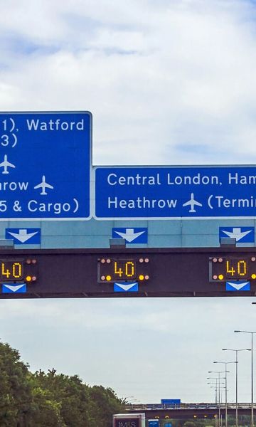 Alupanel traffic motorway road sign