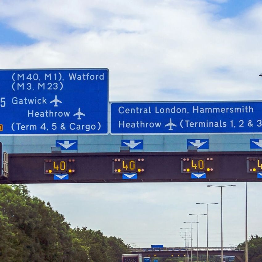 Alupanel traffic motorway road sign