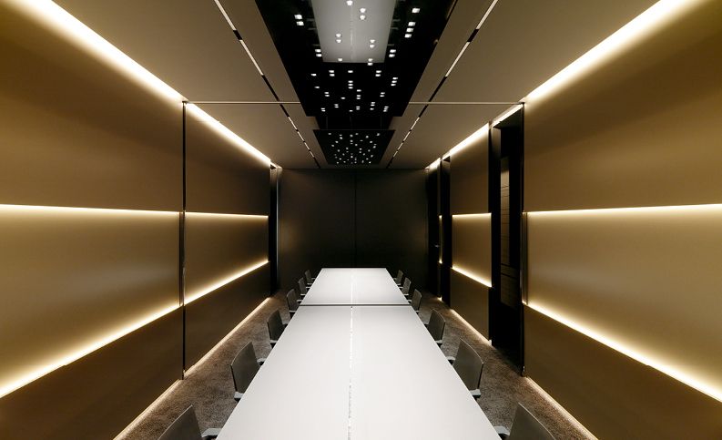 Alupanel Black And Gold Boardroom